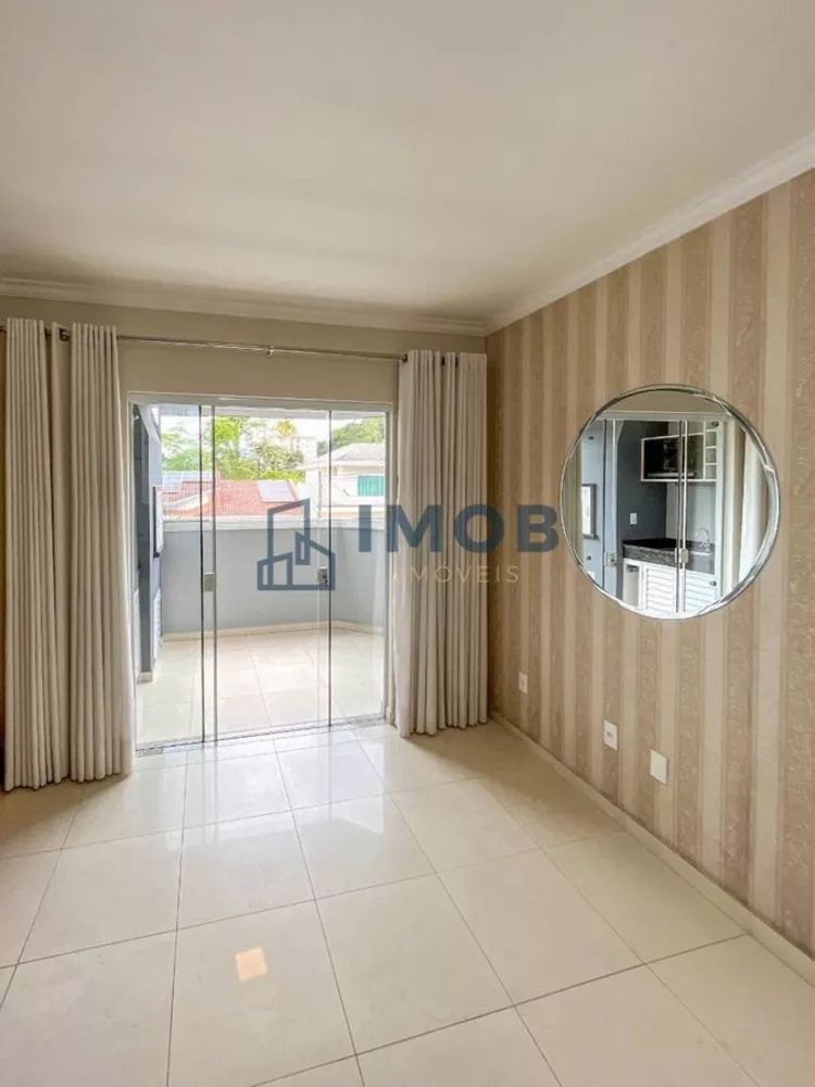 Apartamento à venda com 2 quartos, 90m² - Foto 1