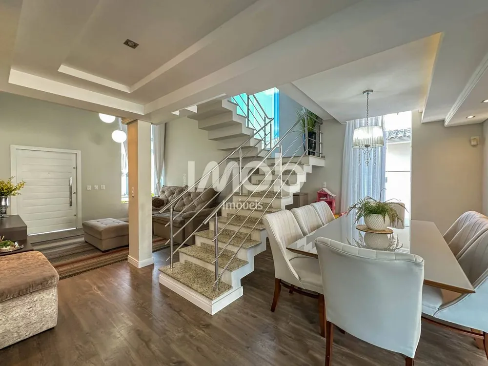 Casa, 3 quartos, 206 m² - Foto 8