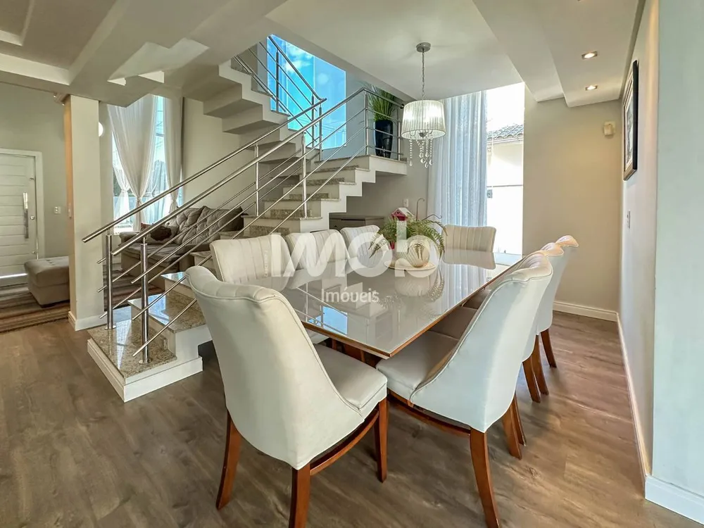 Casa, 3 quartos, 206 m² - Foto 5