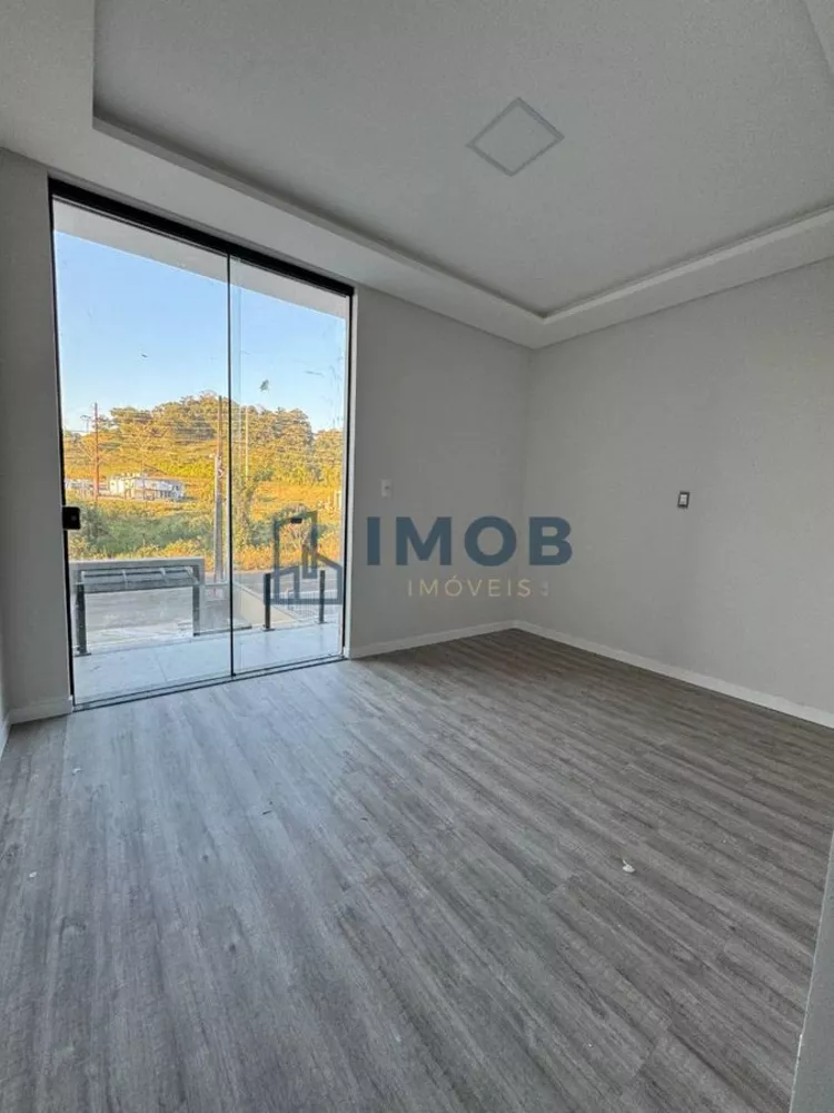 Casa à venda com 2 quartos, 93m² - Foto 3