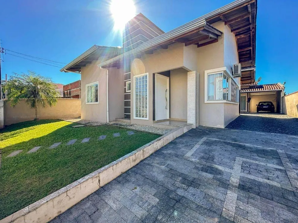 Casa, 3 quartos, 164 m² - Foto 1