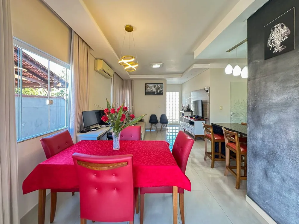 Casa, 3 quartos, 164 m² - Foto 4