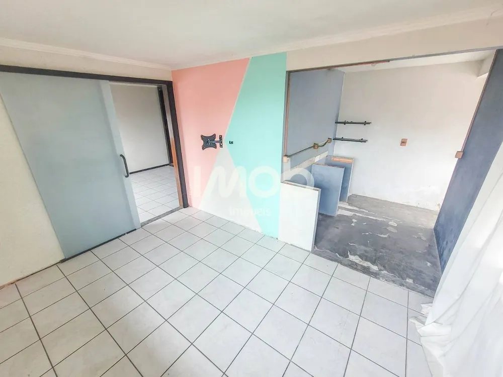 Casa, 5 quartos, 178 m² - Foto 9