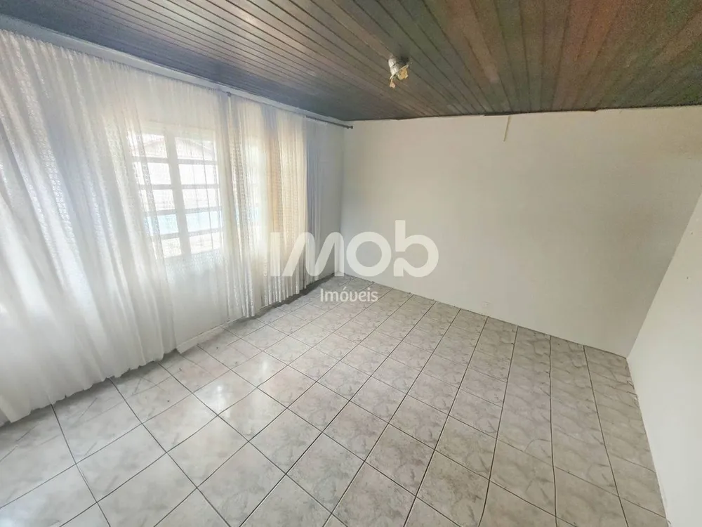 Casa, 5 quartos, 178 m² - Foto 3