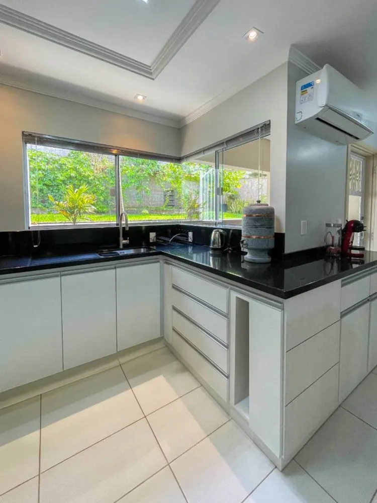 Casa, 4 quartos, 290 m² - Foto 8