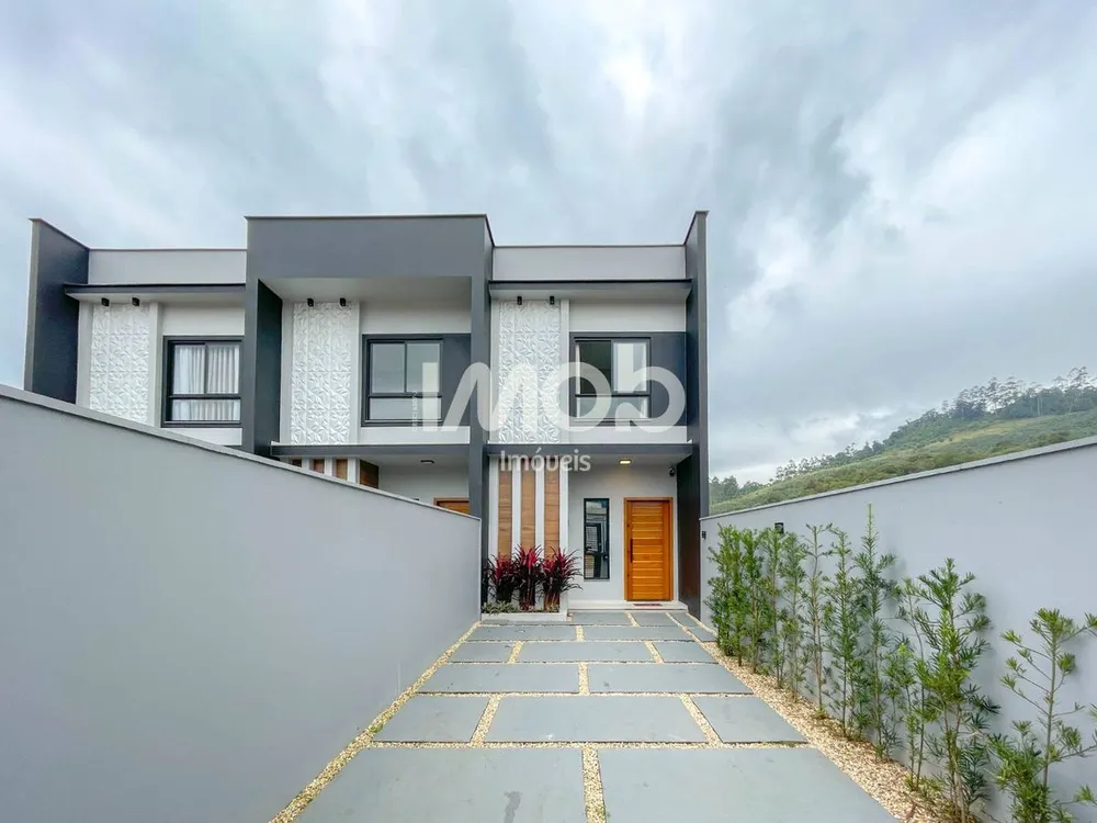 Casa, 3 quartos, 103 m² - Foto 1