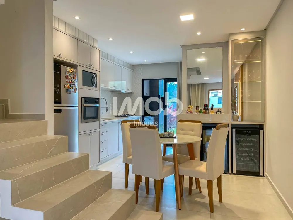 Casa, 3 quartos, 103 m² - Foto 2