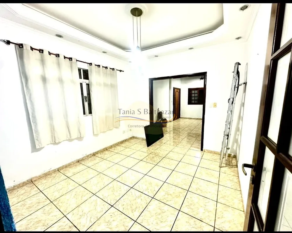 Casa, 3 quartos, 230 m² - Foto 1