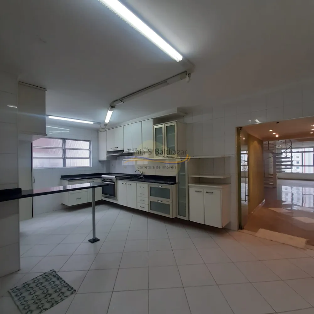Cobertura, 3 quartos, 279 m² - Foto 13