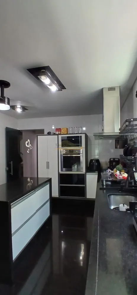 Casa, 3 quartos, 172 m² - Foto 3