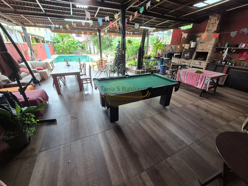 Casa, 5 quartos, 230 m² - Foto 2