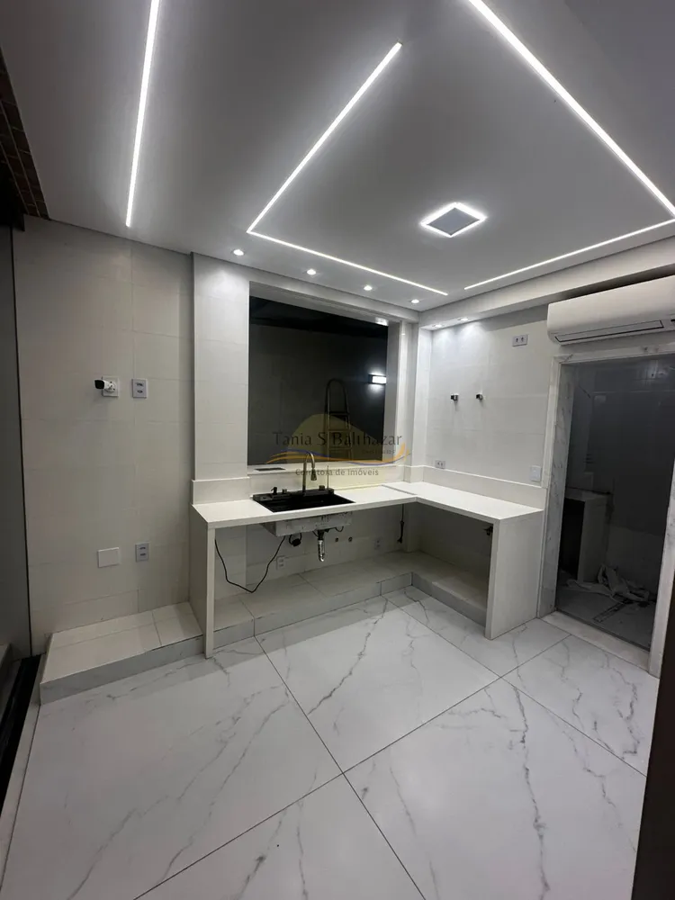 Casa, 4 quartos, 220 m² - Foto 2