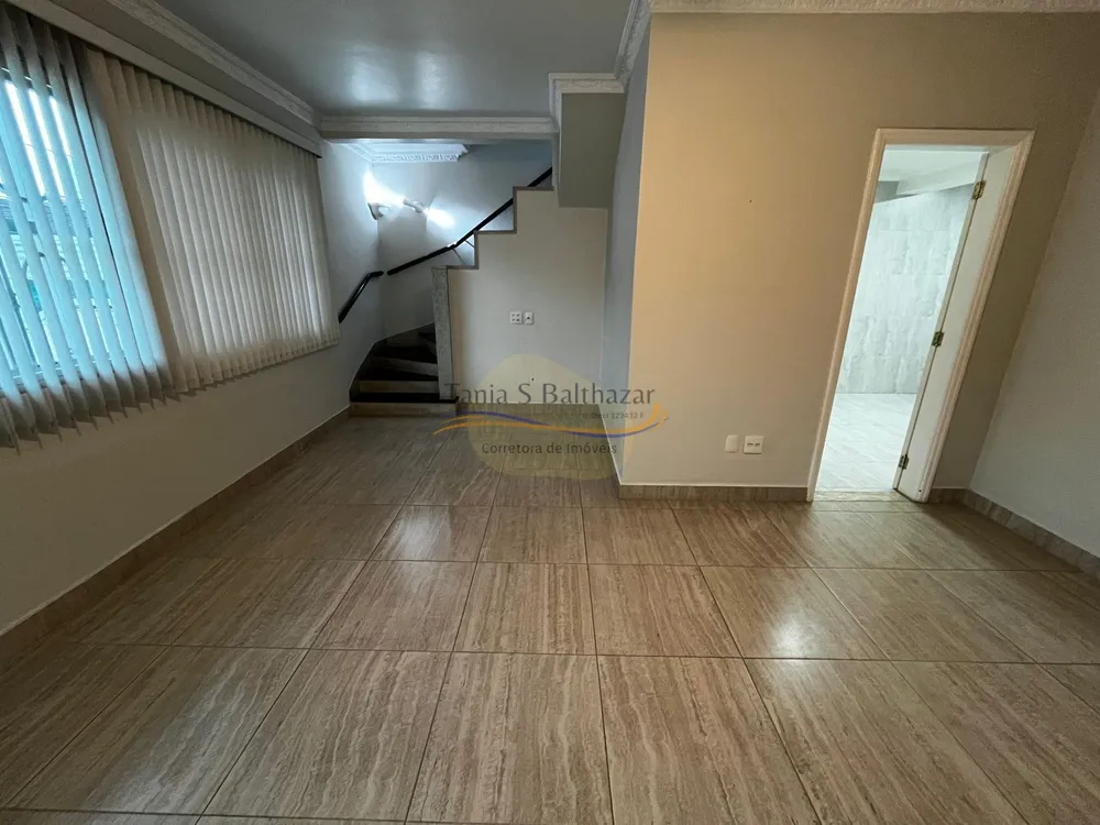 Casa, 3 quartos, 234 m² - Foto 1