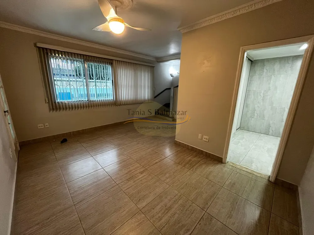 Casa, 3 quartos, 234 m² - Foto 2