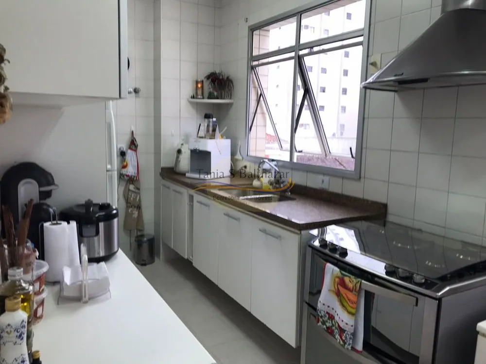 Apartamento, 3 quartos, 209 m² - Foto 2