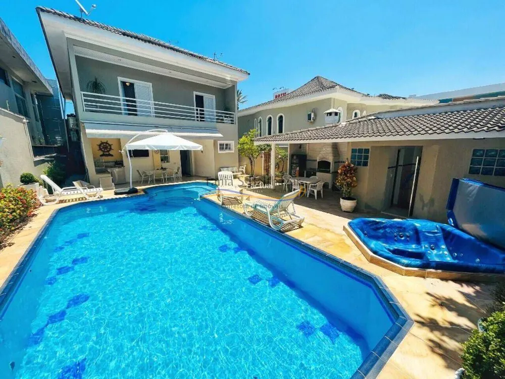 Sobrado, 6 quartos, 600 m² - Foto 2