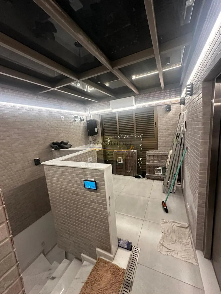 Casa, 4 quartos, 220 m² - Foto 4