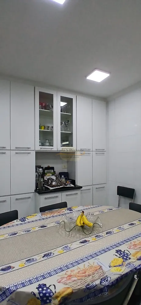 Casa, 3 quartos, 207 m² - Foto 2