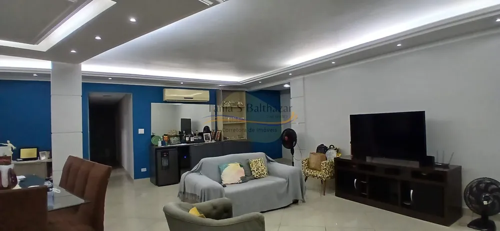 Casa, 3 quartos, 207 m² - Foto 2