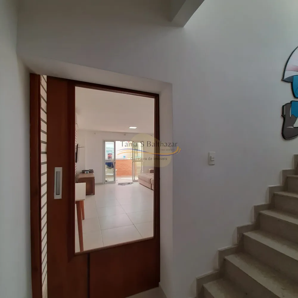 Cobertura, 3 quartos, 200 m² - Foto 2