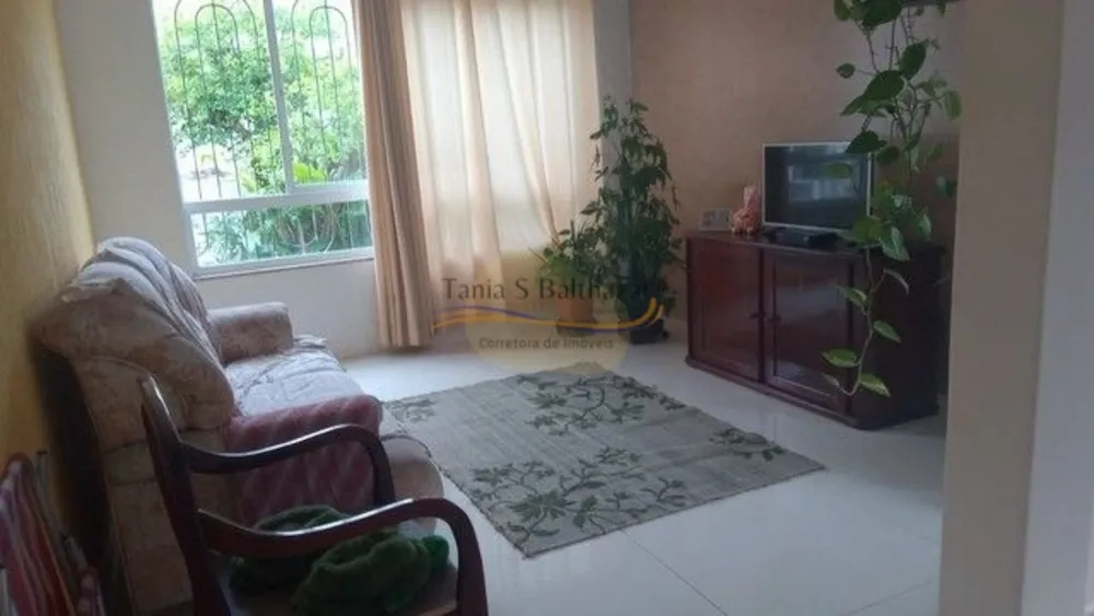 Casa, 3 quartos, 241 m² - Foto 1