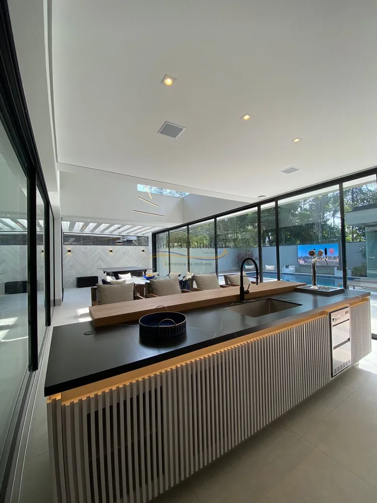 Casa, 6 quartos, 580 m² - Foto 3