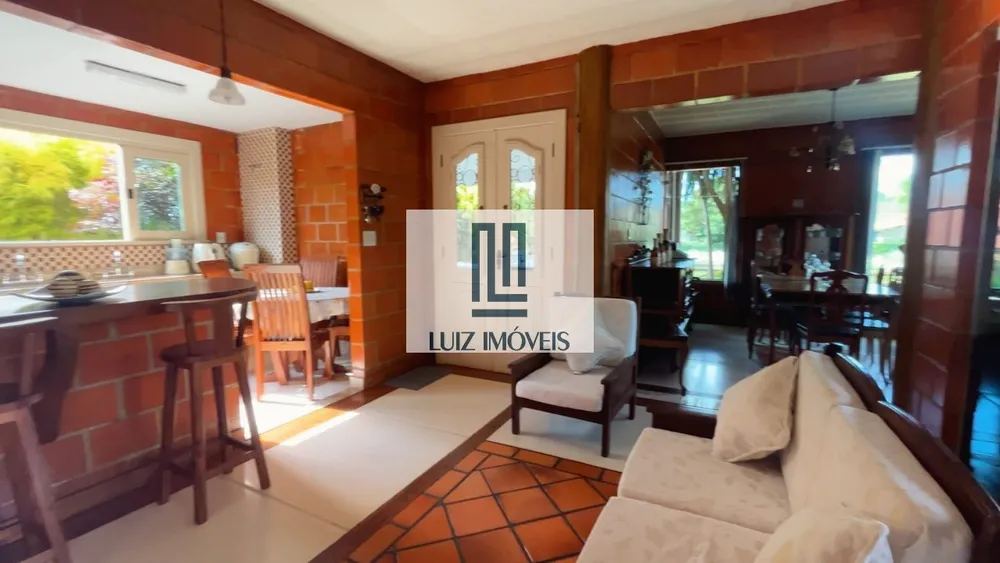 Casa, 3 quartos, 2290 m² - Foto 6