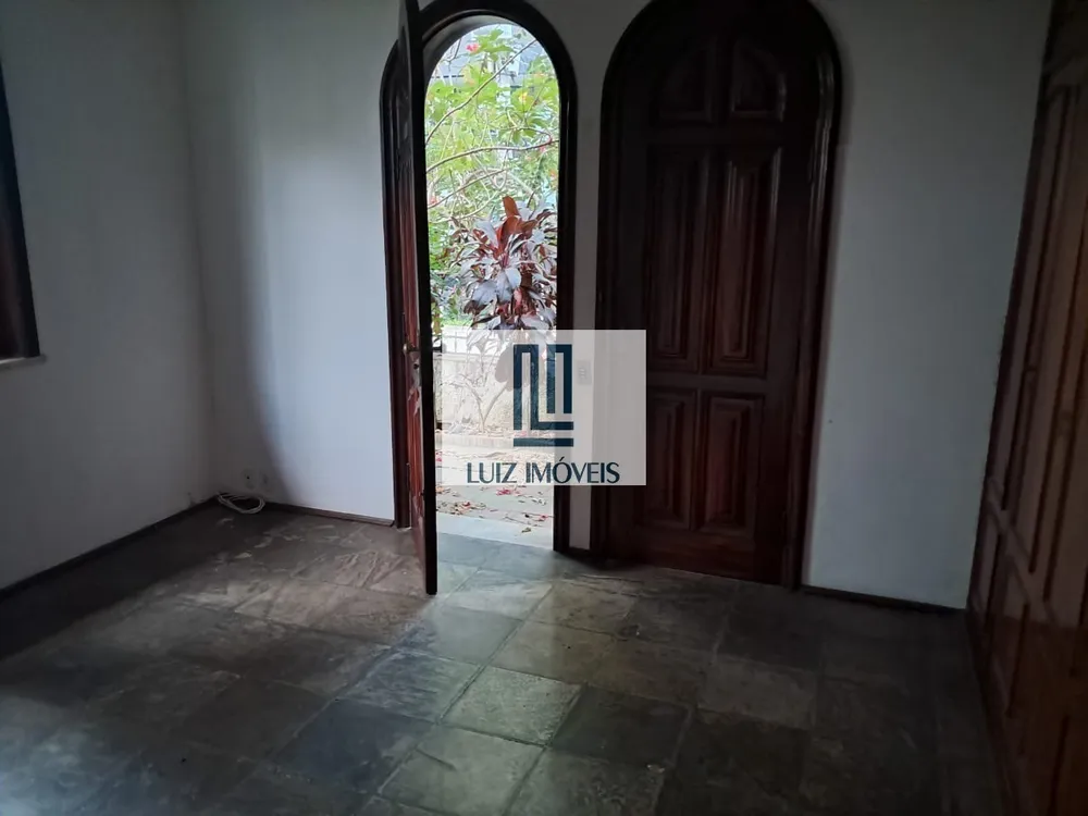 Casa, 4 quartos, 60 m² - Foto 1