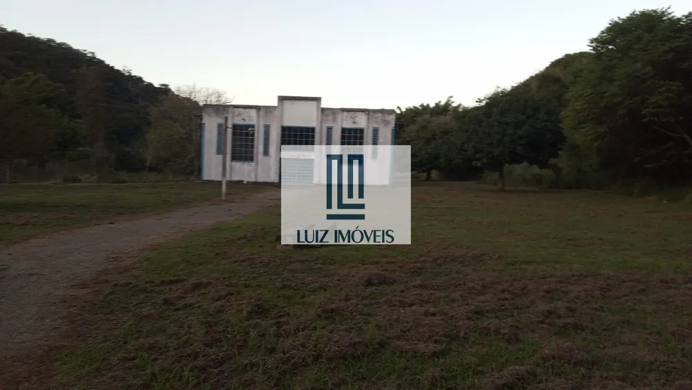 Sítio, 40 quartos, 333800 m² - Foto 9