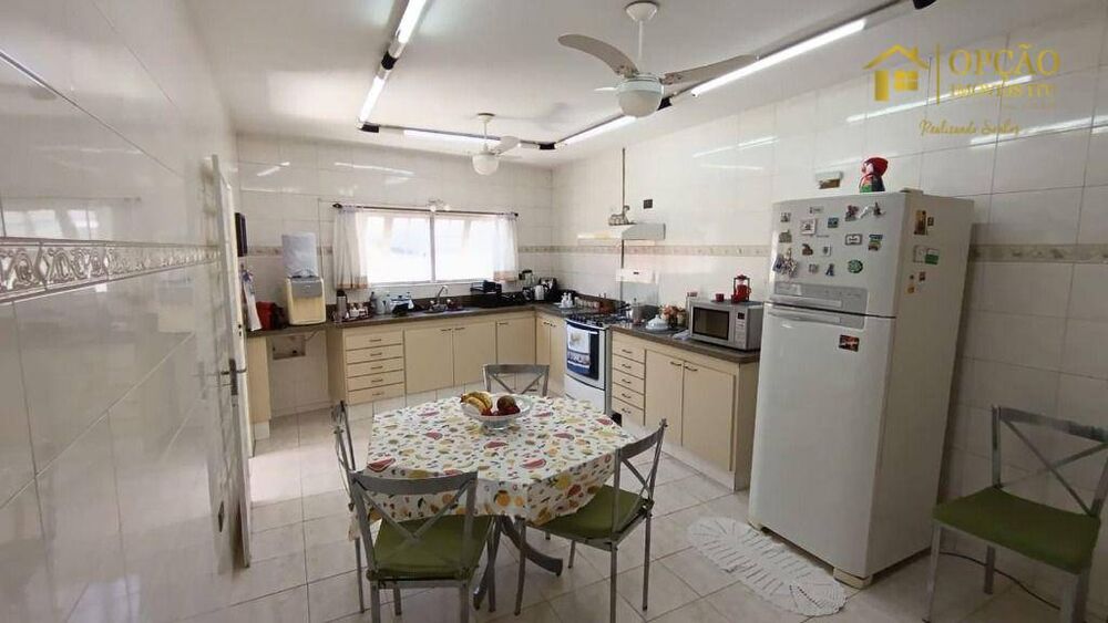 Casa, 3 quartos, 380 m² - Foto 4