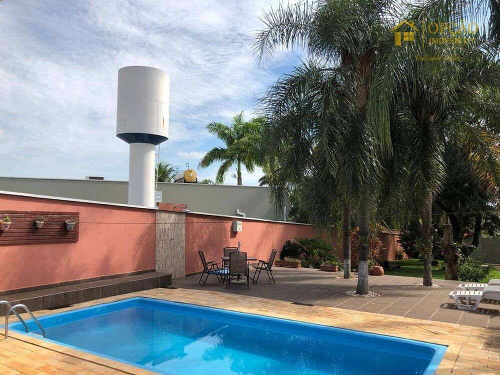 Chácara, 3 quartos, 1611 m² - Foto 3