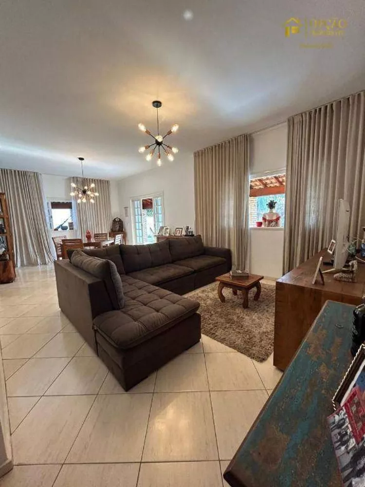 Chácara, 3 quartos, 993 m² - Foto 12