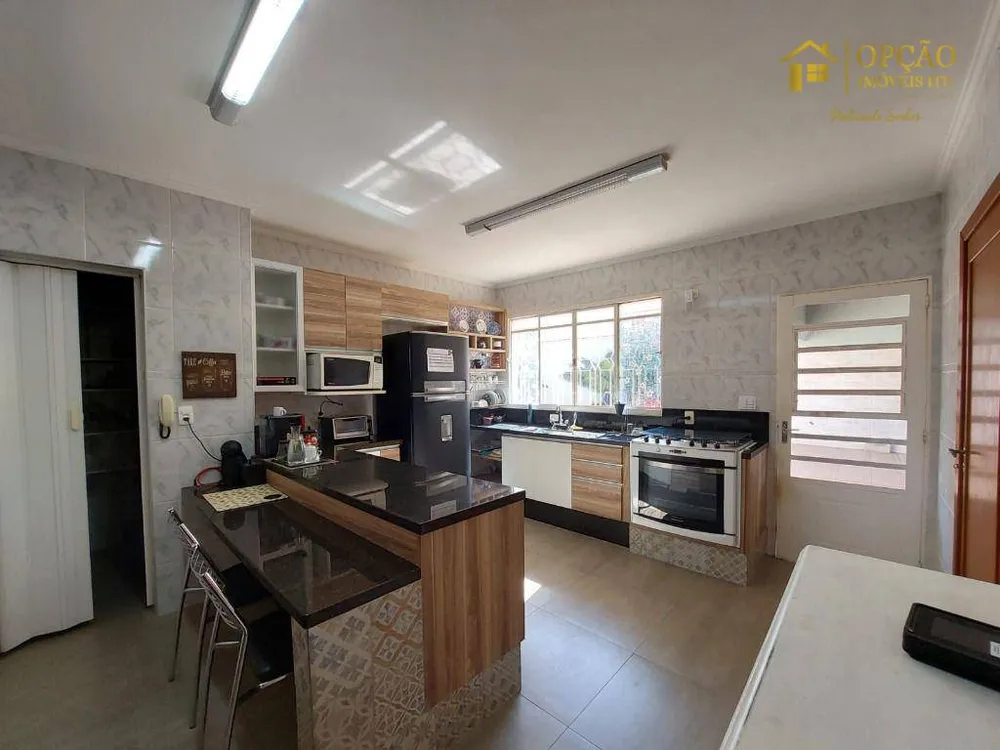 Casa, 3 quartos, 274 m² - Foto 6