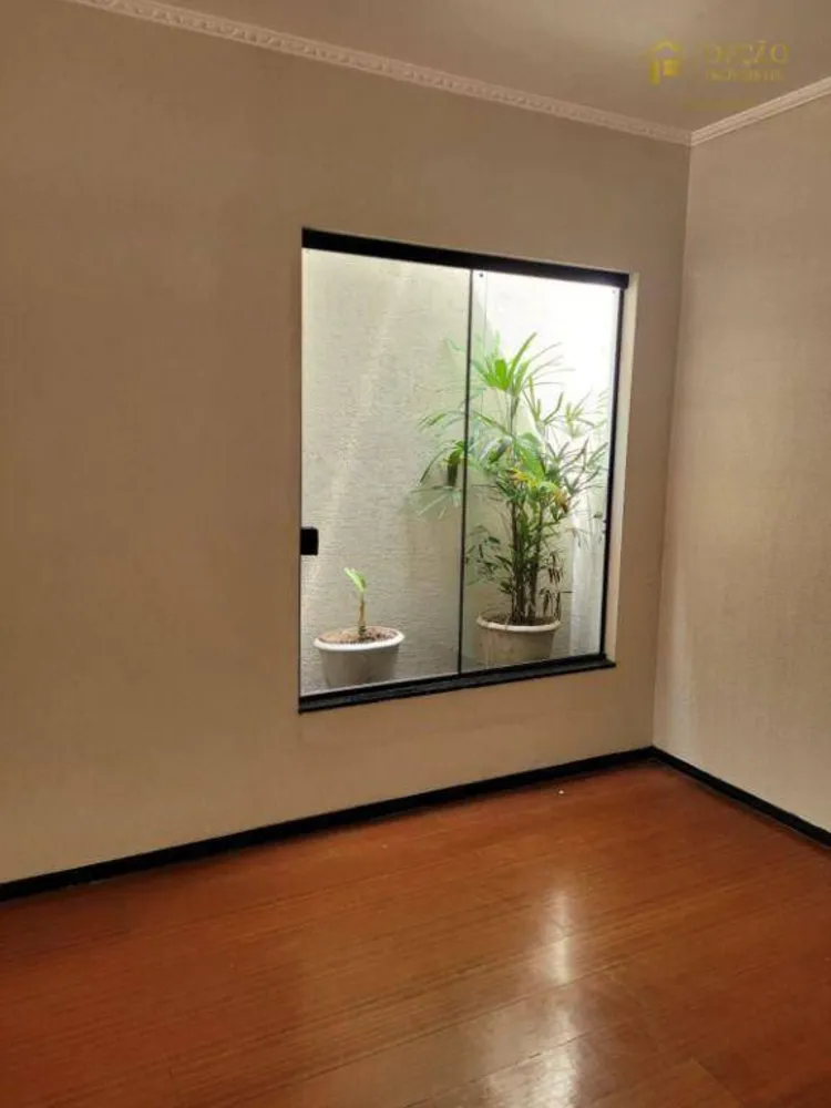 Casa, 3 quartos, 240 m² - Foto 3