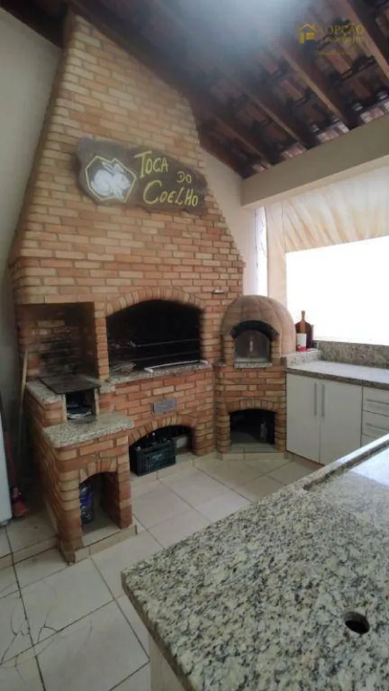 Casa, 3 quartos, 194 m² - Foto 2