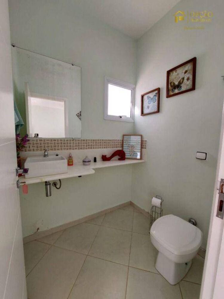 Casa, 3 quartos, 224 m² - Foto 1