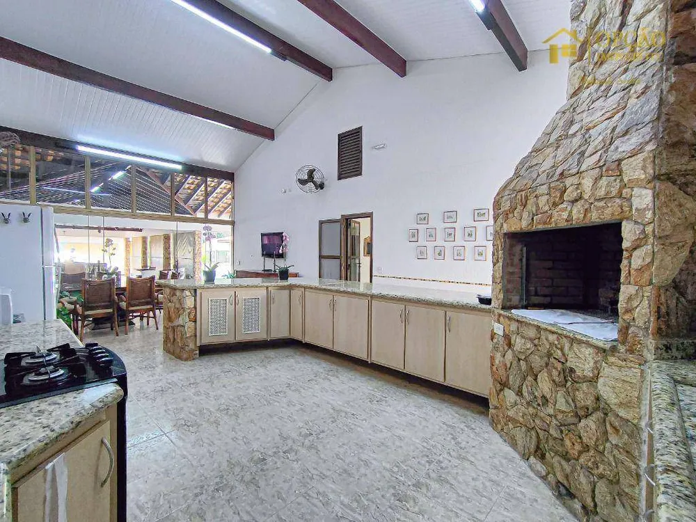 Chácara, 3 quartos, 1020 m² - Foto 8
