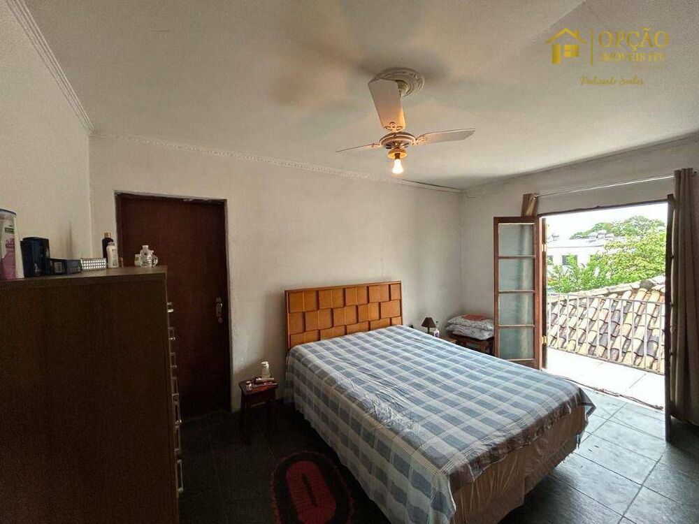 Casa, 3 quartos, 161 m² - Foto 2