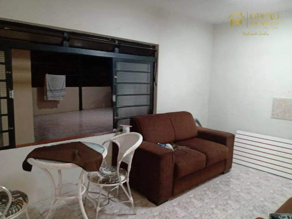 Casa, 2 quartos, 200 m² - Foto 3