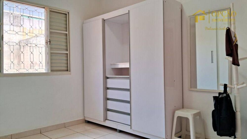 Casa à venda com 3 quartos, 92m² - Foto 4