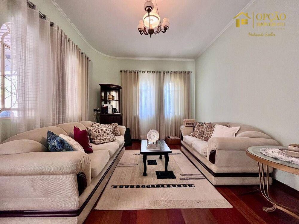 Casa, 4 quartos, 184 m² - Foto 2