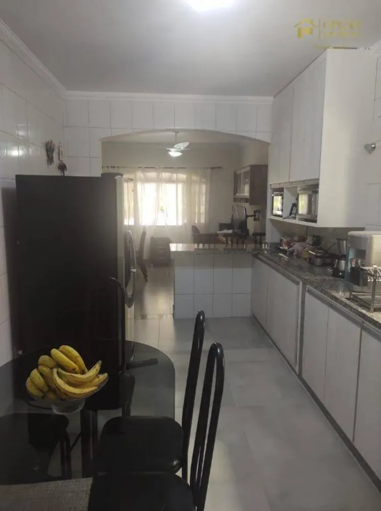 Chácara, 3 quartos, 2630 m² - Foto 5