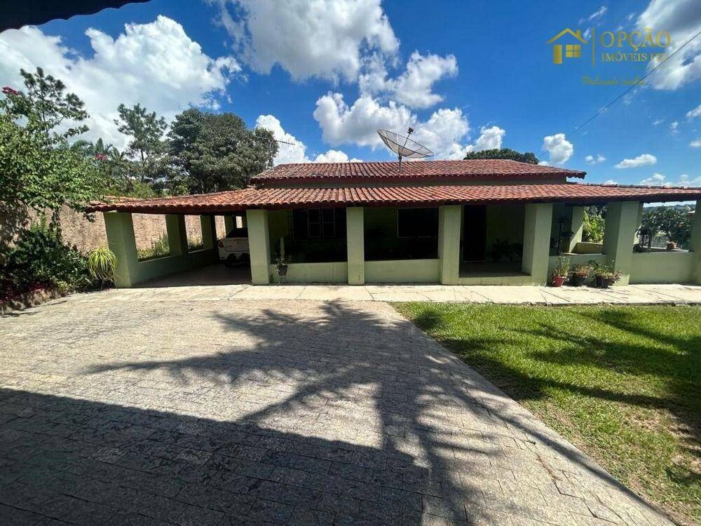 Chácara à venda com 2 quartos, 166m² - Foto 1