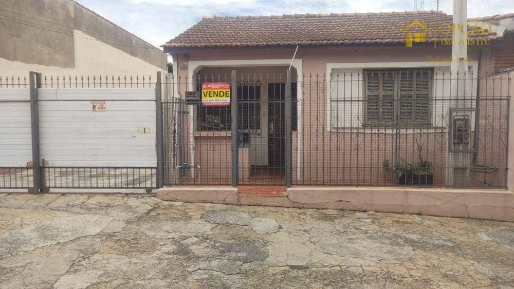 Casa, 2 quartos, 306 m² - Foto 1