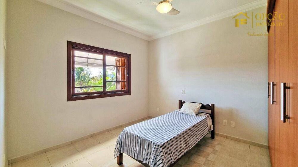 Casa de Condomínio à venda com 3 quartos, 282m² - Foto 3