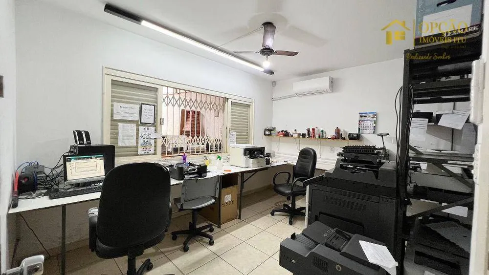 Casa, 3 quartos, 298 m² - Foto 2