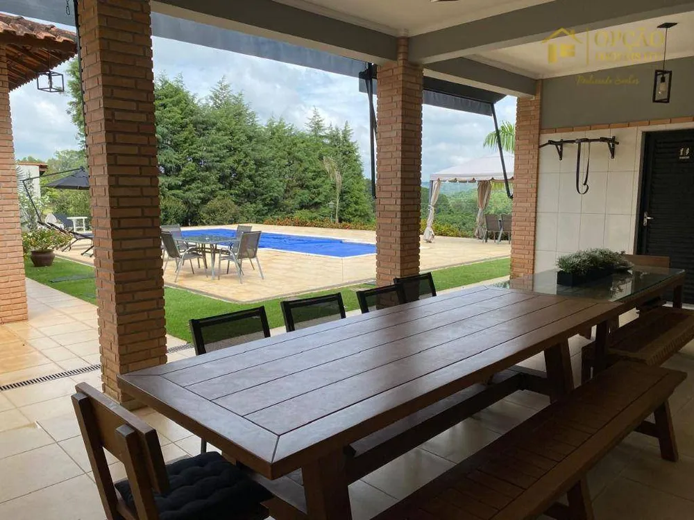 Chácara, 4 quartos, 2409 m² - Foto 2