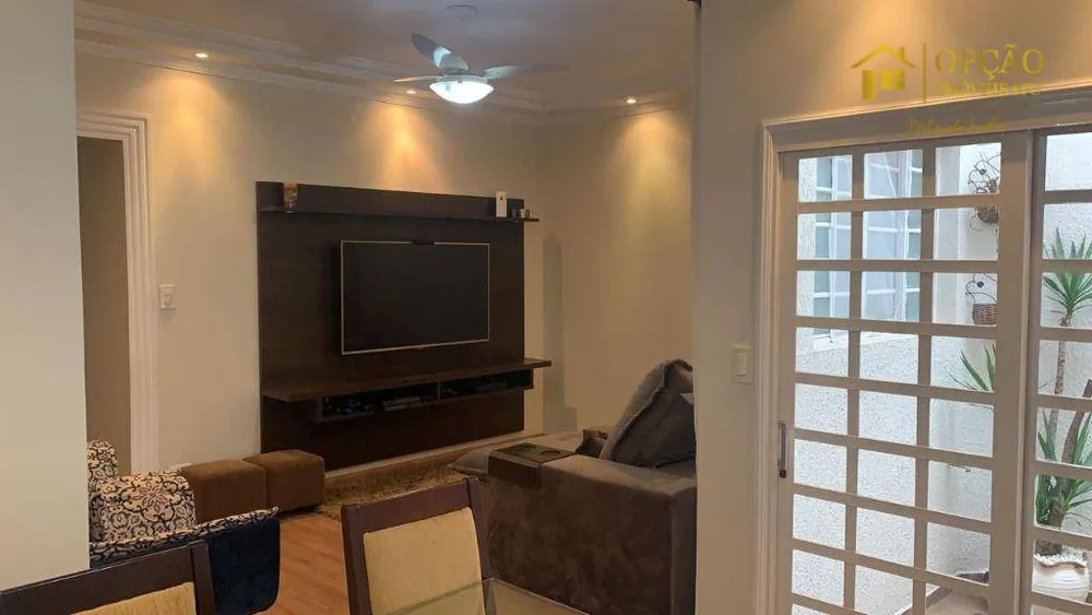 Casa, 3 quartos, 205 m² - Foto 4