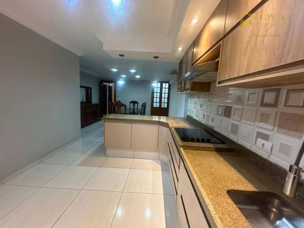 Casa, 3 quartos, 197 m² - Foto 9