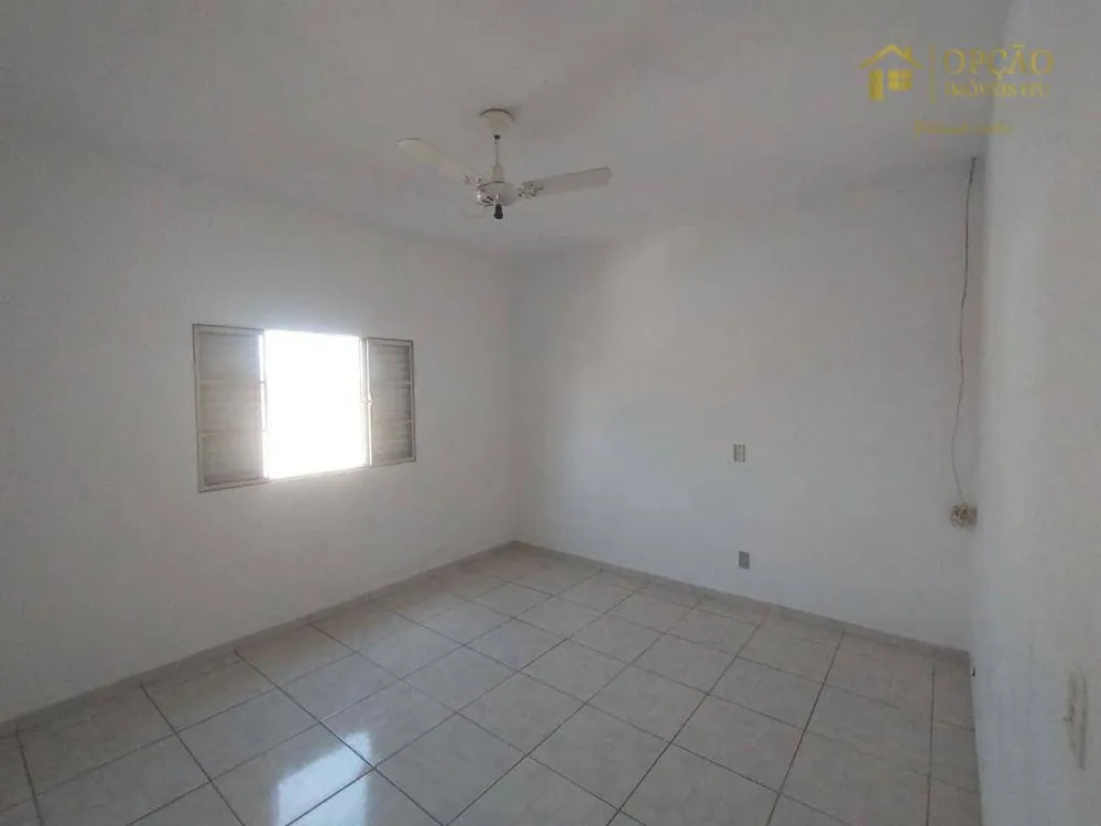 Casa, 3 quartos, 132 m² - Foto 2